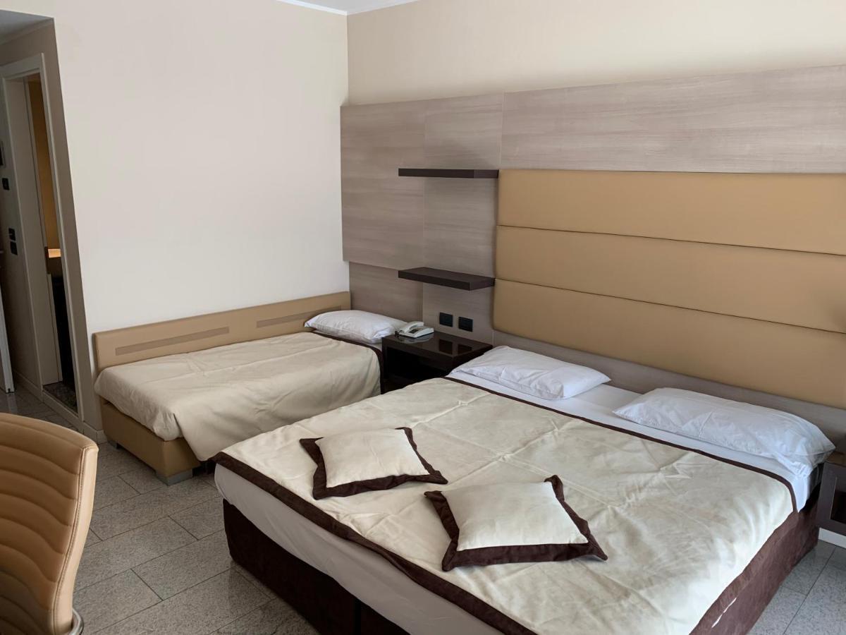 Hotel San Carlo Lignano Sabbiadoro Zewnętrze zdjęcie