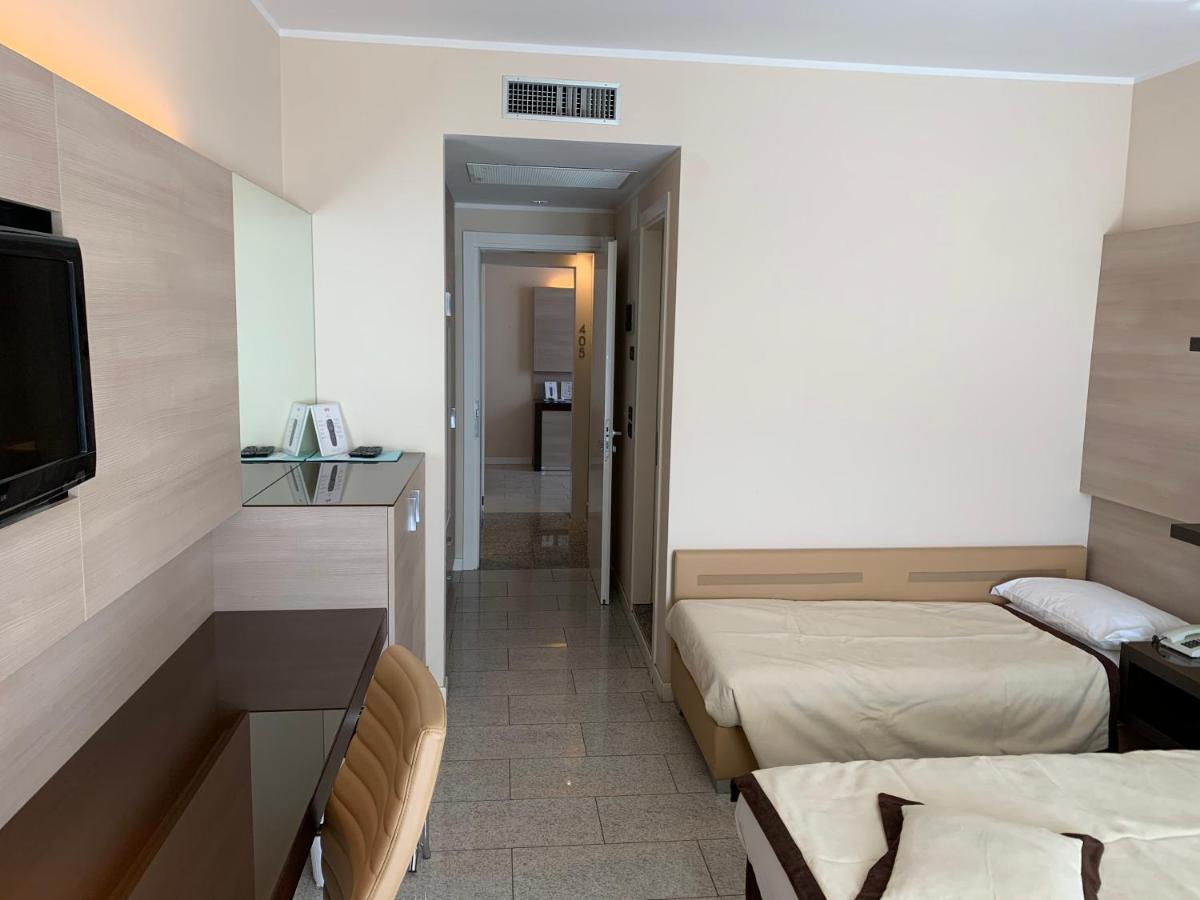 Hotel San Carlo Lignano Sabbiadoro Zewnętrze zdjęcie