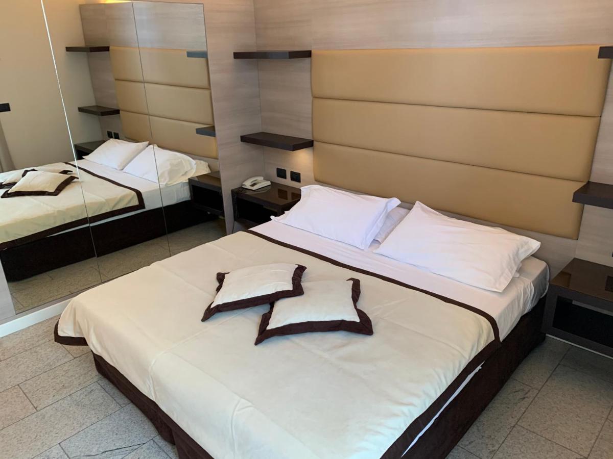 Hotel San Carlo Lignano Sabbiadoro Zewnętrze zdjęcie